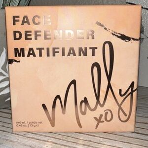 NIB Mally XO Face Defender Matifiant W/Sponge Mirror Universal 0.46 Oz 13g NIB